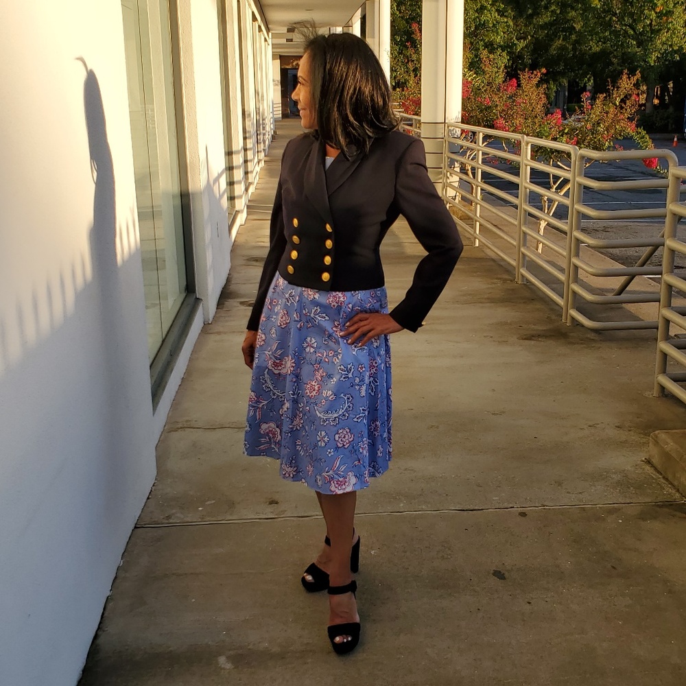 CHRISTIAN DIOR Wool Vintage Navy Blazer - Size 6